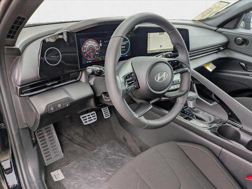 2025 Hyundai ELANTRA HEV SEL Sport