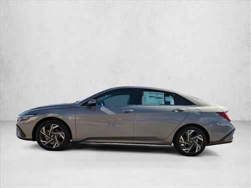 Fluid Metal 2025 Hyundai ELANTRA SEL