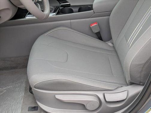 2025 Hyundai ELANTRA HEV SEL Sport