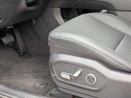 2025 Hyundai SANTA FE SEL 2.4