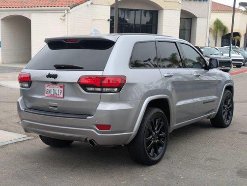 2019 Jeep Grand Cherokee Altitude