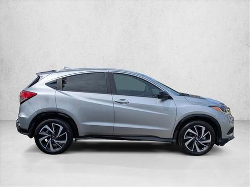 Lunar Silver Metallic 2019 Honda HR-V Sport