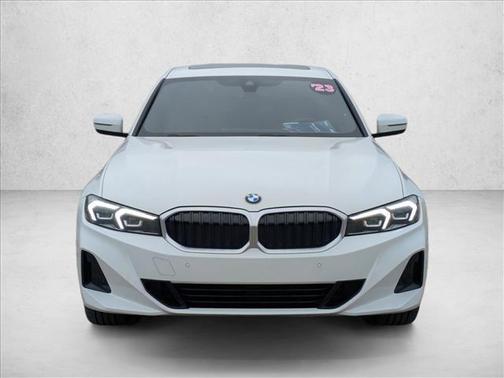 Alpine White 2023 BMW 330 330i