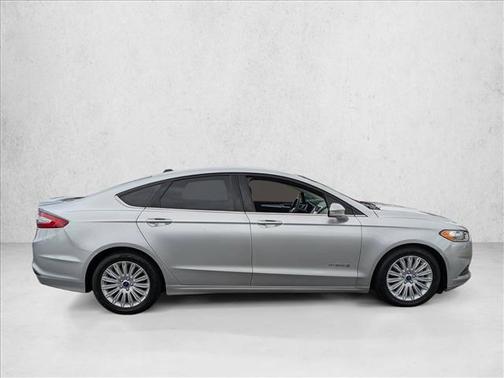 2015 Ford Fusion Hybrid SE