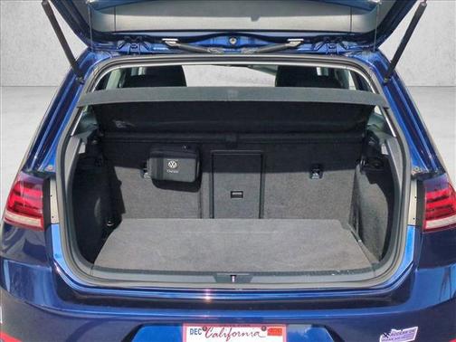 2018 Volkswagen e-Golf SE