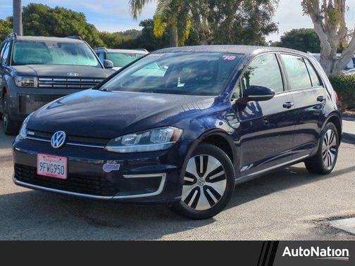 2018 Volkswagen e-Golf SE