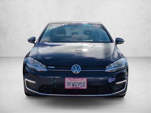 2018 Volkswagen e-Golf SE