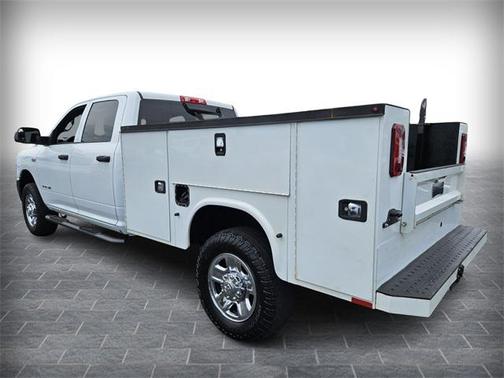 2022 RAM 3500 Tradesman Crew Cab 4x4 8' Box