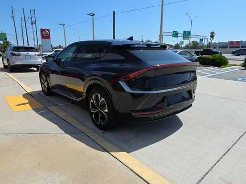 2022 Kia EV6 Wind
