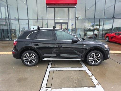 2024 Audi Q5 45 S line Premium Plus