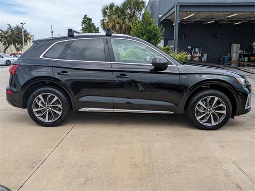 2024 Audi Q5 45 S line Premium Plus