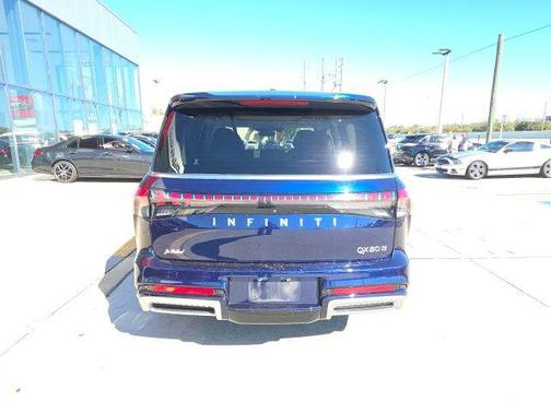 2025 INFINITI QX80 SENSORY AWD
