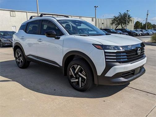 2026 Nissan Kicks SV