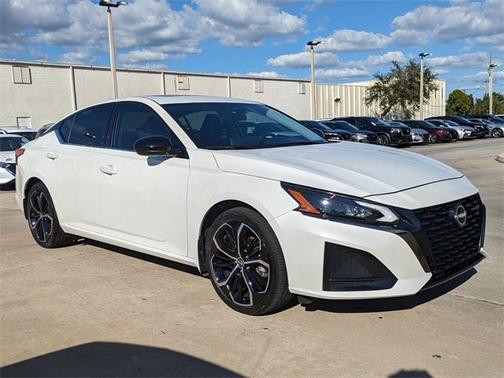 2024 Nissan Altima SR FWD