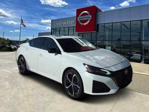 2024 Nissan Altima SR FWD