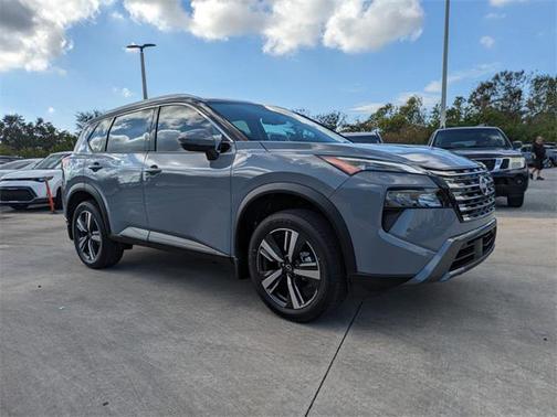 2025 Nissan Rogue SL