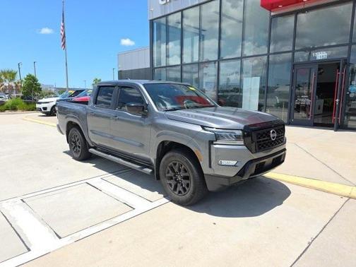 2023 Nissan Frontier SV