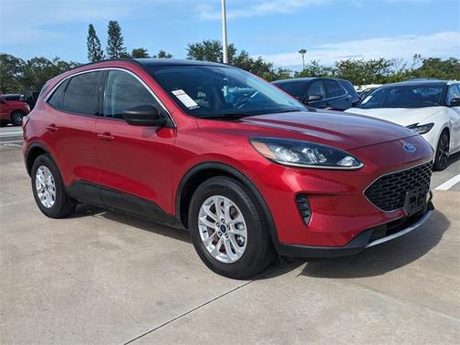 2022 Ford Escape SE