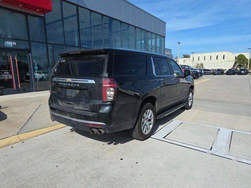 2024 Chevrolet Suburban Premier