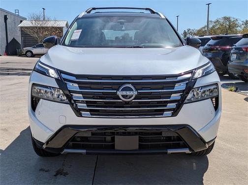 2025 Nissan Rogue Platinum