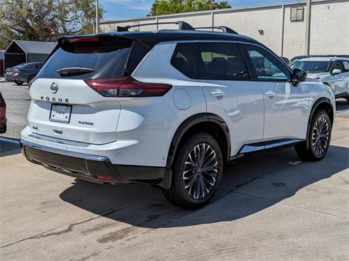 2025 Nissan Rogue Platinum