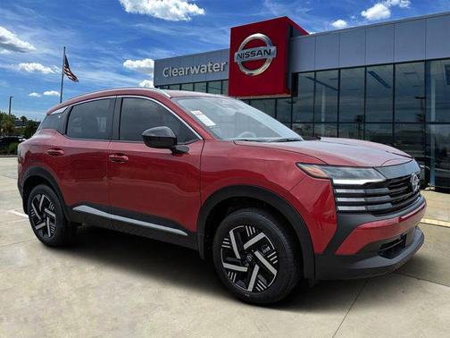 Scarlet 2026 Nissan Kicks SV