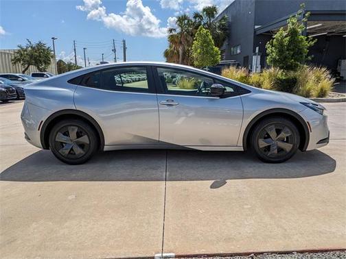 2024 Toyota Prius LE