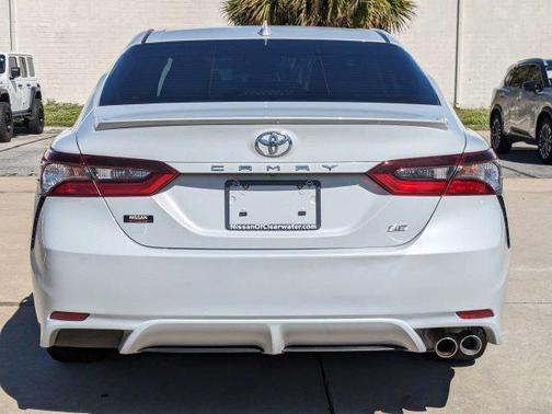 Ice Edge 2023 Toyota Camry SE