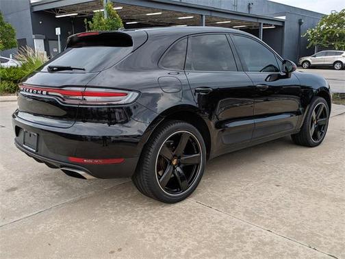 2019 Porsche Macan Base