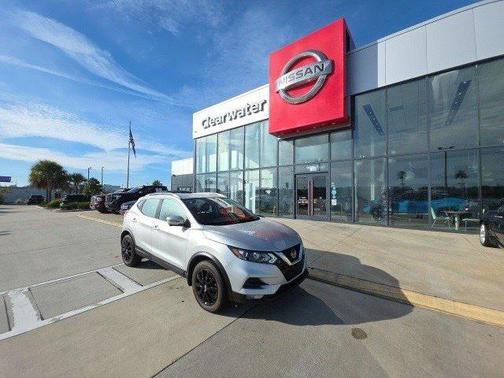 2022 Nissan Rogue Sport SV