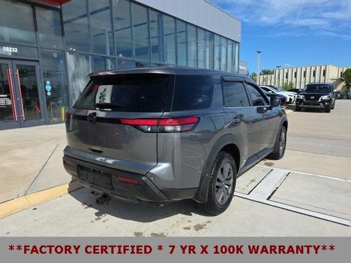2024 Nissan Pathfinder S FWD