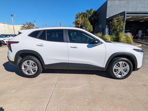 2024 Chevrolet Trax LS