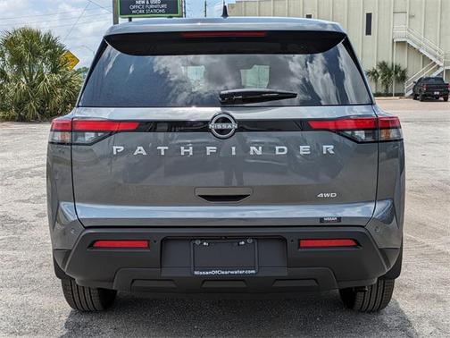 2025 Nissan Pathfinder S 4WD