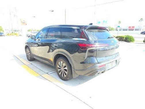2023 INFINITI QX60 Pure