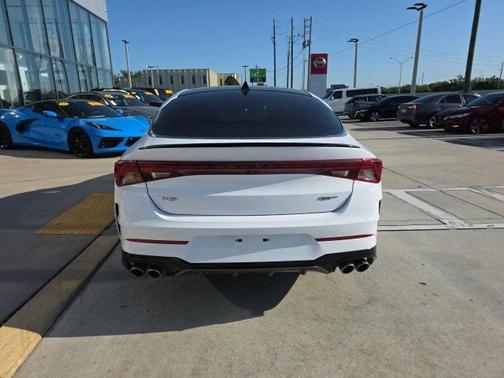 2022 Kia K5 GT