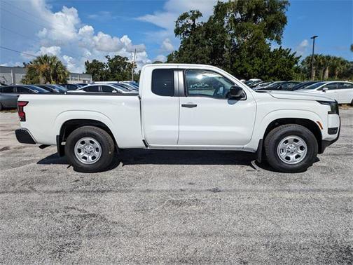 2025 Nissan Frontier S