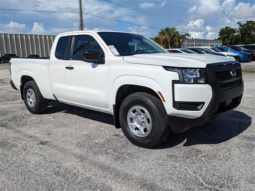 2025 Nissan Frontier S