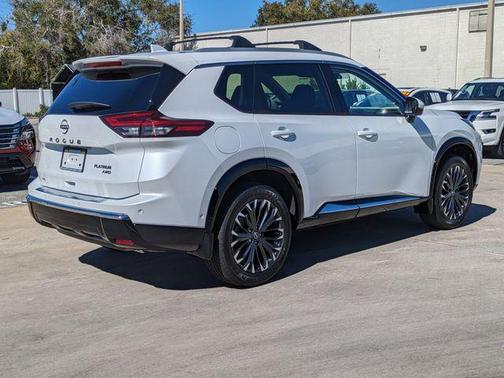 2026 Nissan Rogue Platinum