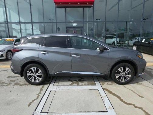 2023 Nissan Murano S