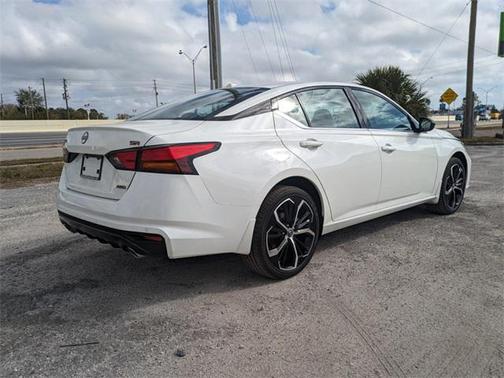 2025 Nissan Altima SR AWD