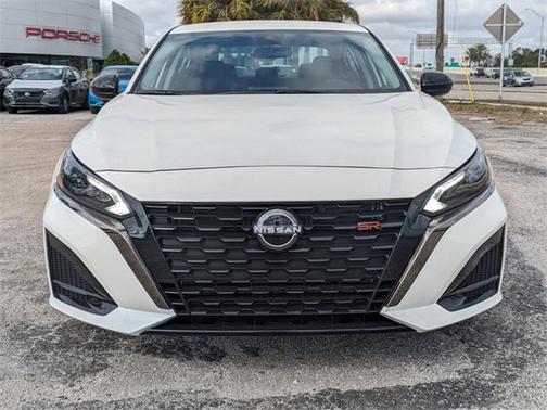 2025 Nissan Altima SR AWD