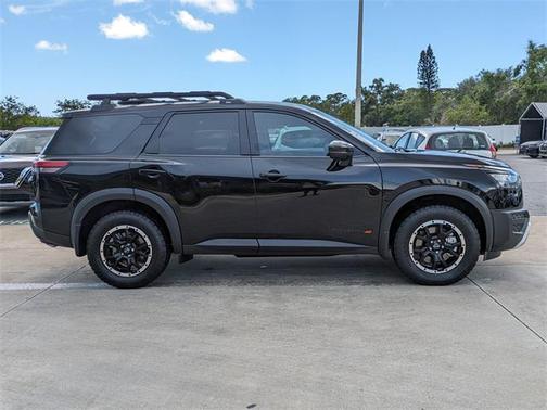 2025 Nissan Pathfinder Rock Creek 4WD