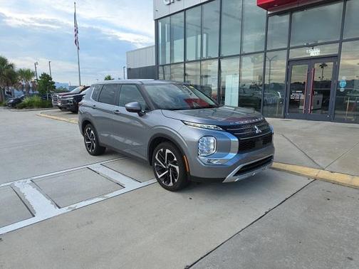 2023 Mitsubishi Outlander SE 2.5 2WD