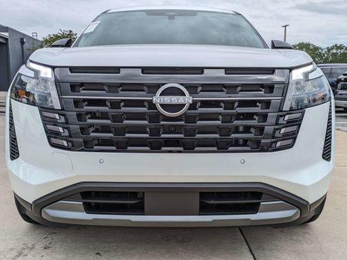 White Pearl 2026 Nissan Pathfinder SL