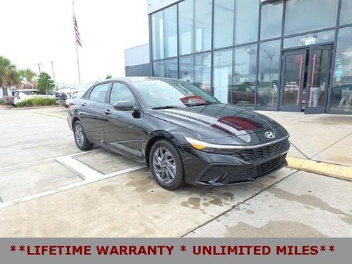 2024 Hyundai ELANTRA SEL