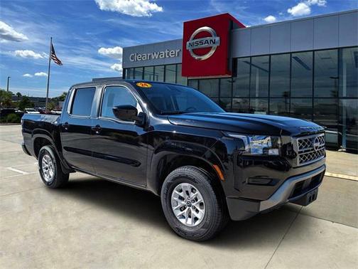 2024 Nissan Frontier SV