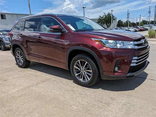 2018 Toyota Highlander SE