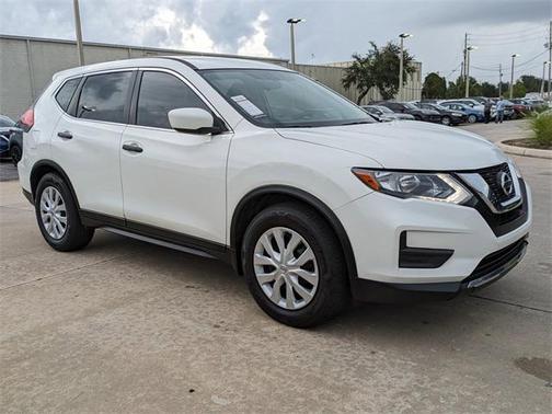 2017 Nissan Rogue S