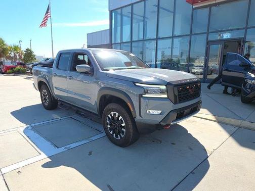 2023 Nissan Frontier PRO-X