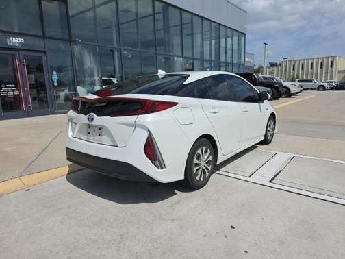 2017 Toyota Prius Prime Plus